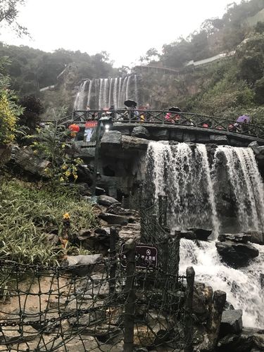 清远古龙峡玻璃大峡谷_清远古龙峡瀑布门票多少钱